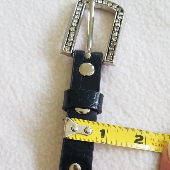 Leather and rhinestone belt - Picture 4 of 8